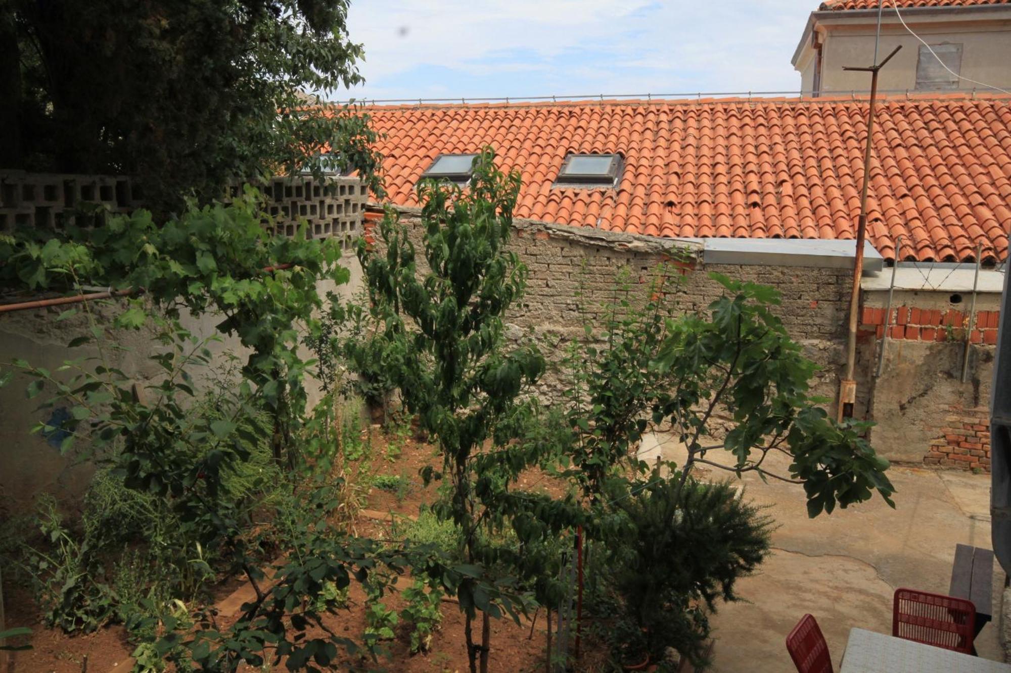 Apartments And Rooms With Parking Space Mali Lošinj Buitenkant foto