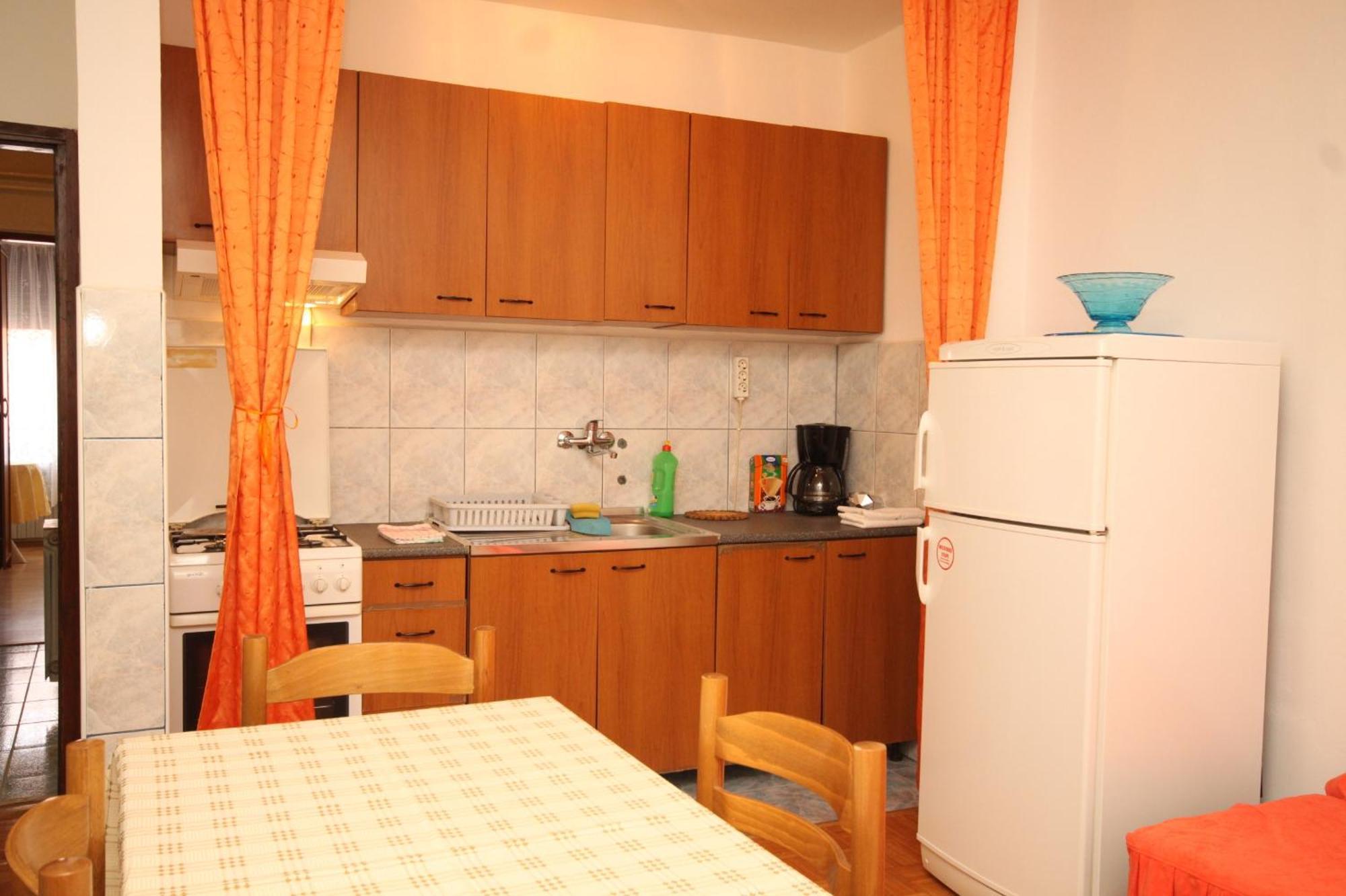 Apartments And Rooms With Parking Space Mali Lošinj Buitenkant foto