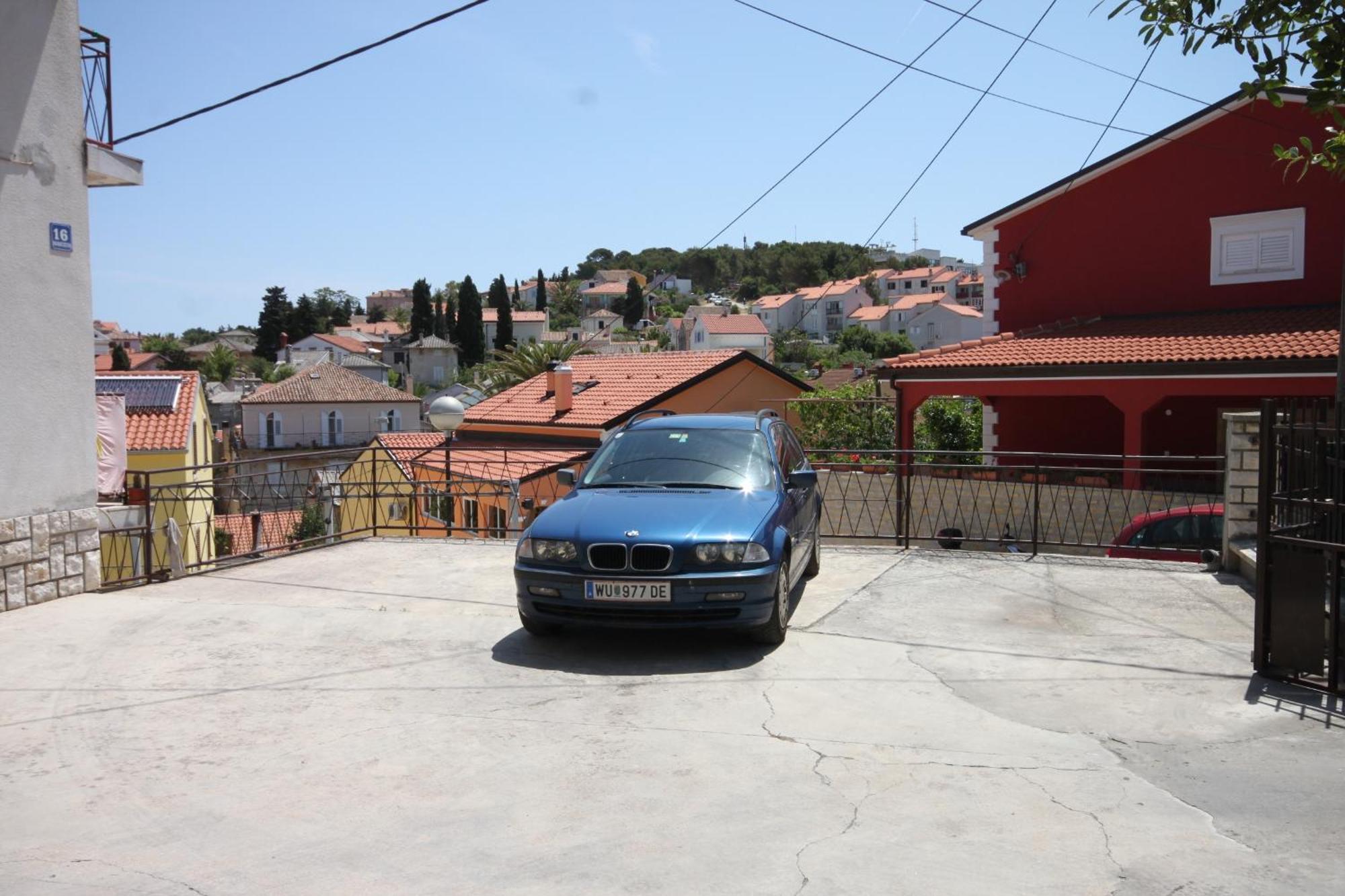 Apartments And Rooms With Parking Space Mali Lošinj Buitenkant foto