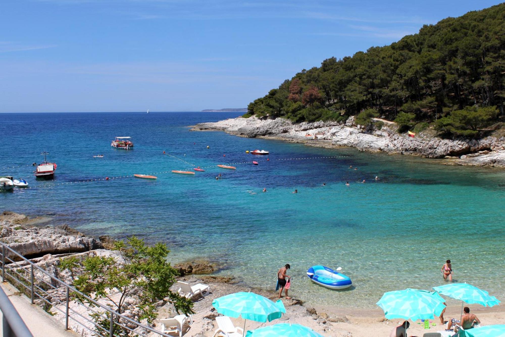 Apartments And Rooms With Parking Space Mali Lošinj Buitenkant foto