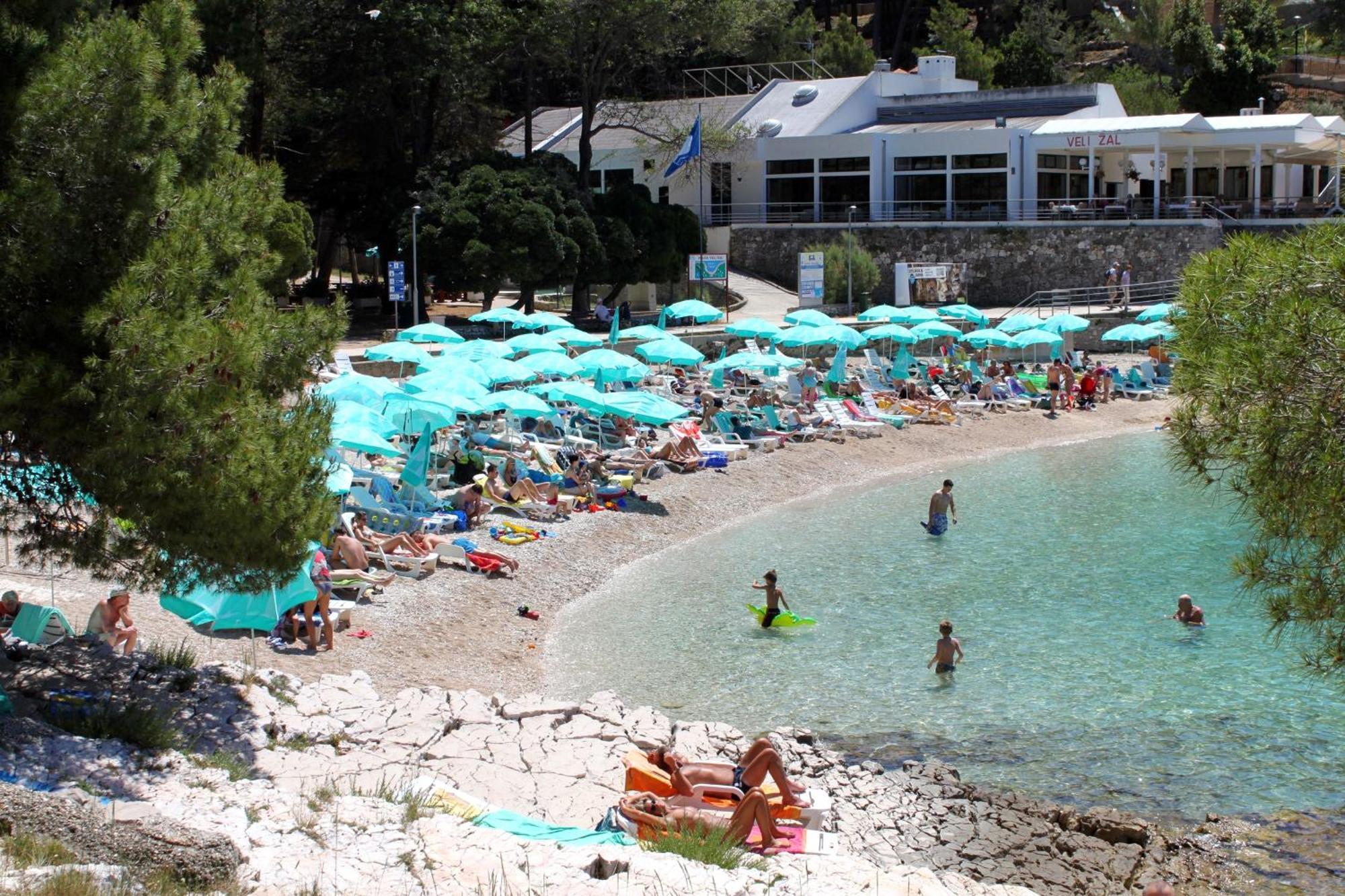 Apartments And Rooms With Parking Space Mali Lošinj Buitenkant foto