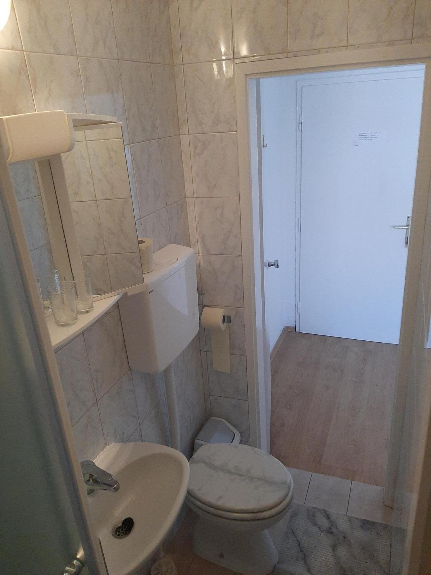 Apartments And Rooms With Parking Space Mali Lošinj Kamer foto